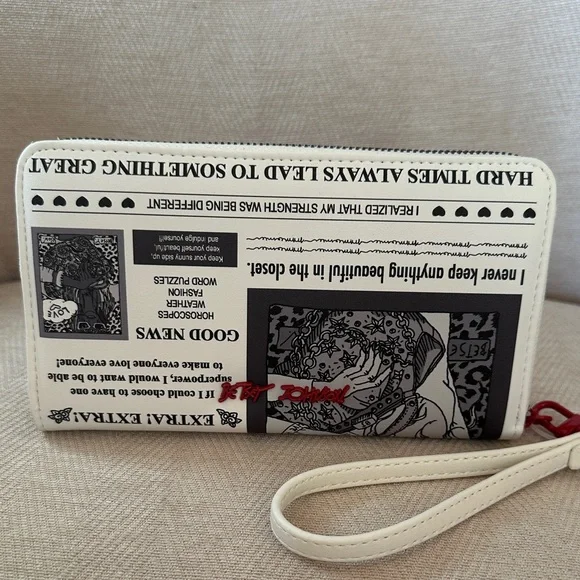 Betsey Johnson White and Black Newspaper wristlet wallet - Picture 4 of 10